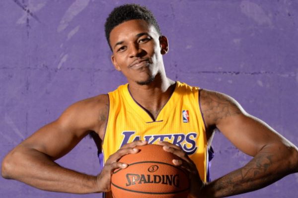 更多来自卡 更多来自卡